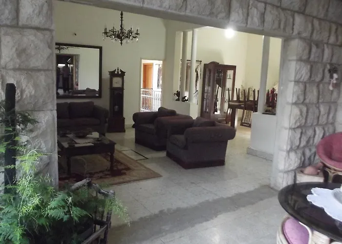 Mresty Guest House